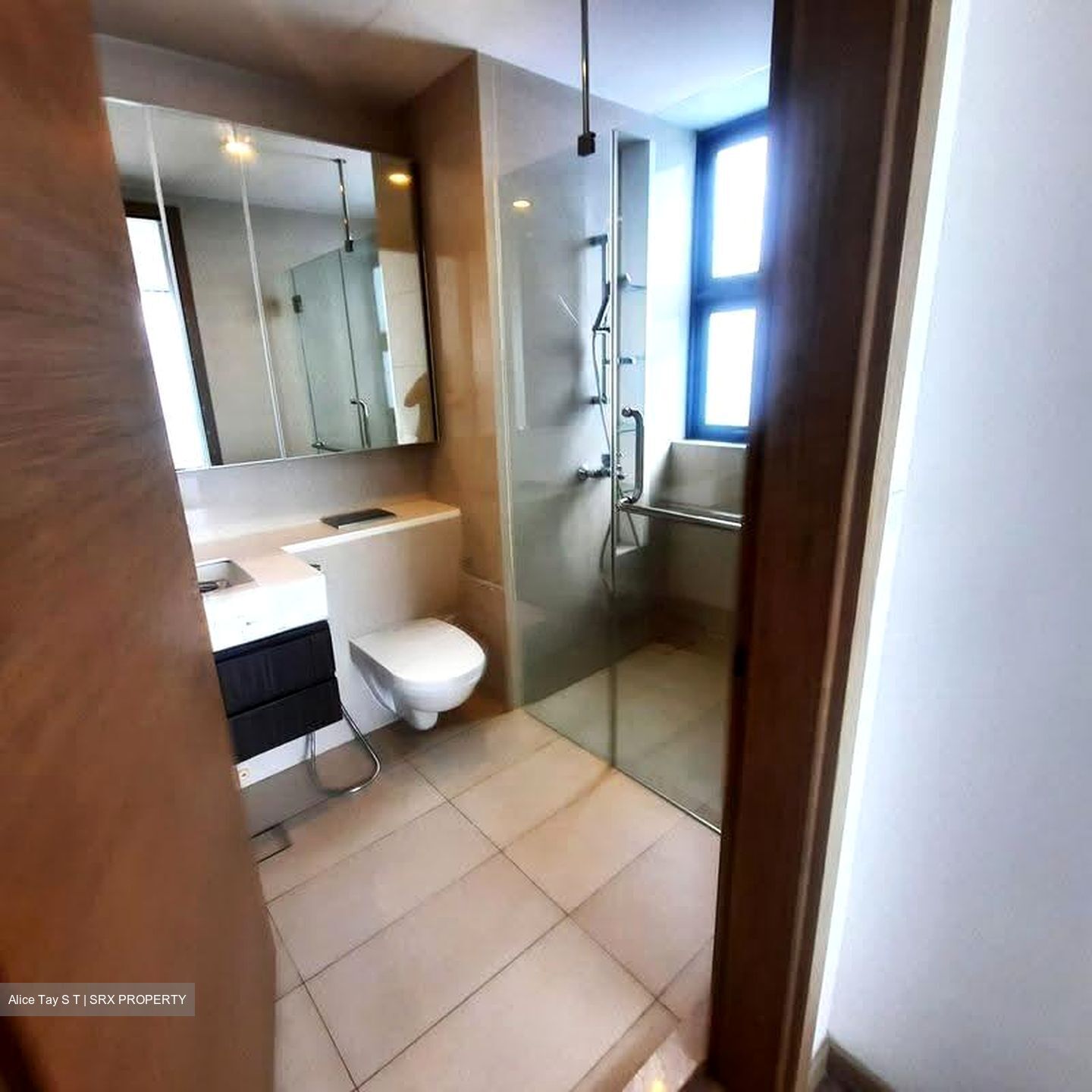The Palette (D18), Condominium #621732061